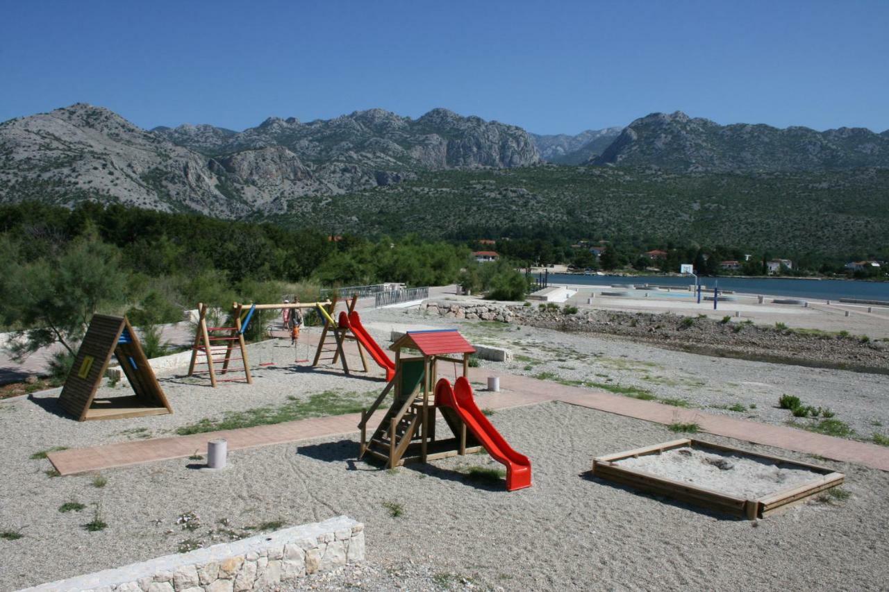 Mobile Homes Katinka, Starigrad Paklenica, Croatia Buitenkant foto